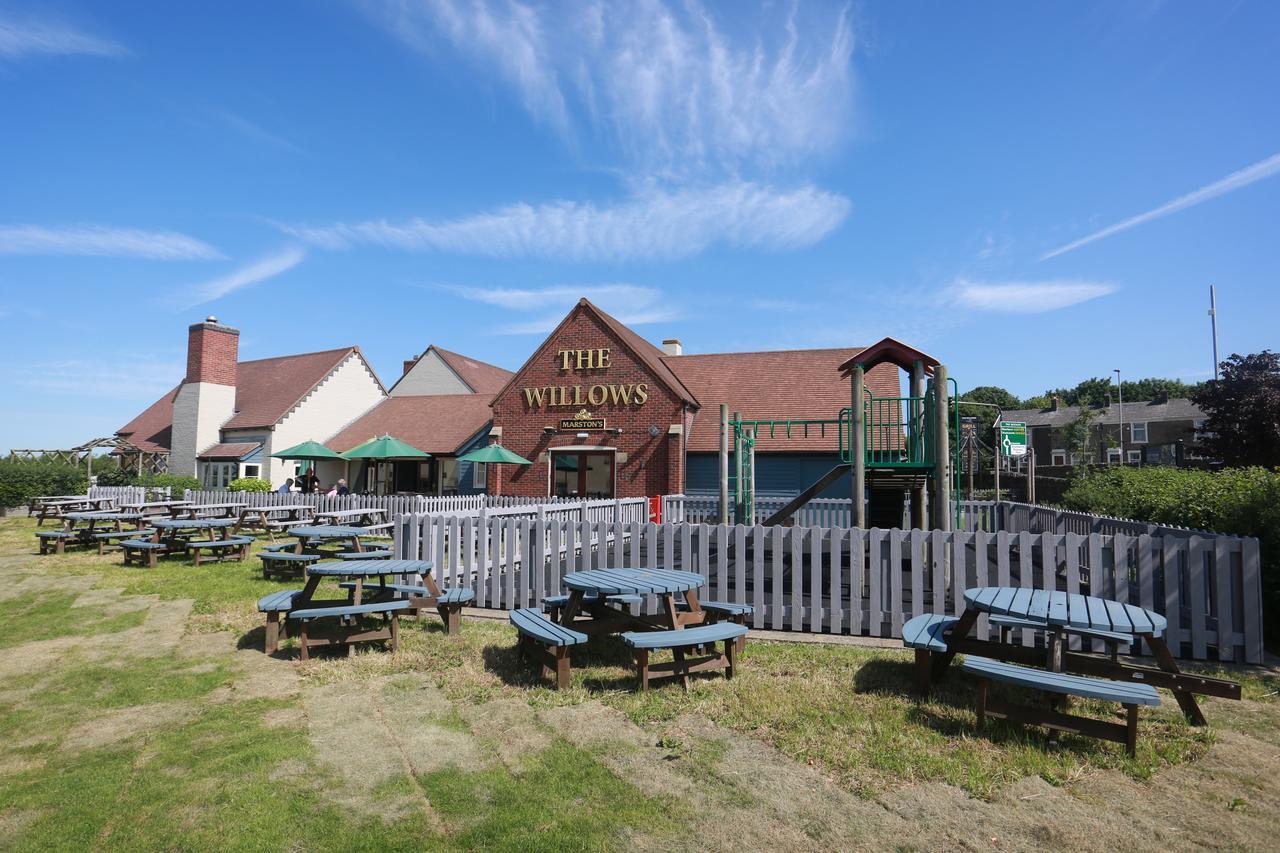 Willows, Blackburn By Marston'S Inn Exteriér fotografie