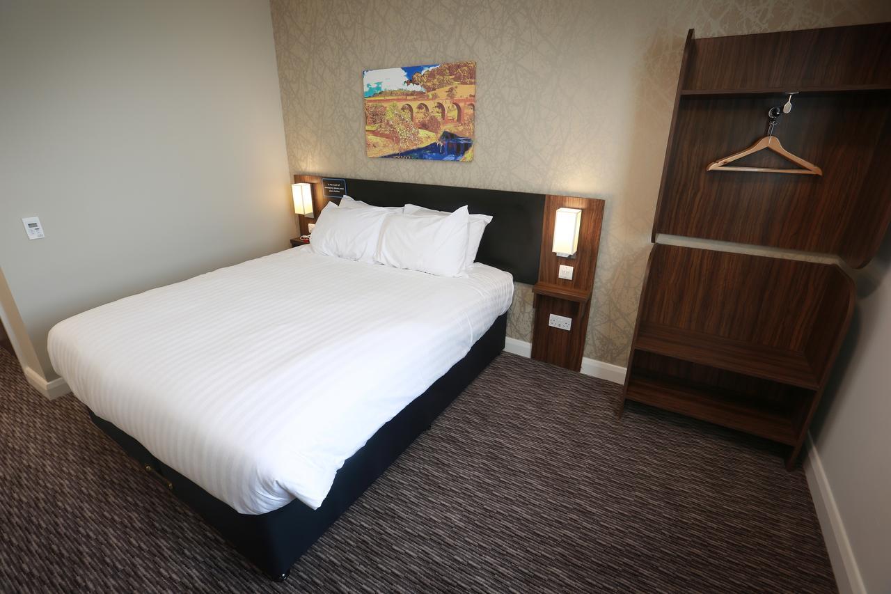 Willows, Blackburn By Marston'S Inn Exteriér fotografie